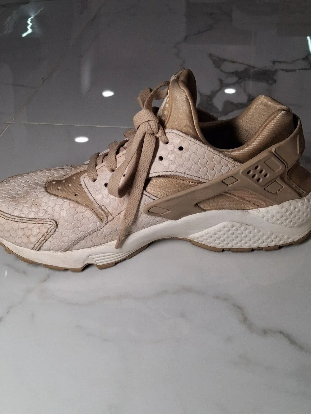 Nike Air Huarache Snakeskin Beige Lace Up Running Sneaker US 9